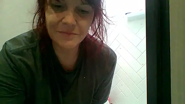 spundarella420 online show from December 2024 03:39:01 PM