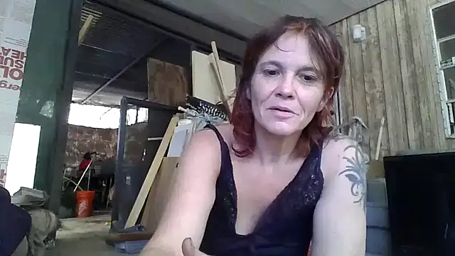 spundarella420 online show from April 2026 05:27:01 PM