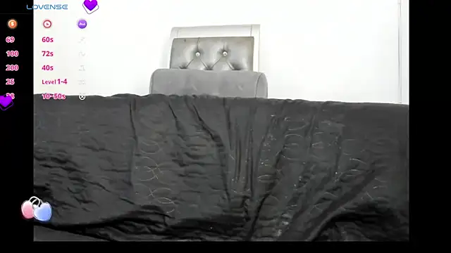 Snapshot of Angelblue_ chatting on January 2025 08:11:01 PM Angelblue online show from January 2025 08:11:01 PM