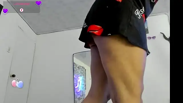 Snapshot of Angelblue_ chatting on March 2025 01:53:01 PM Angelblue online show from March 2025 01:53:01 PM