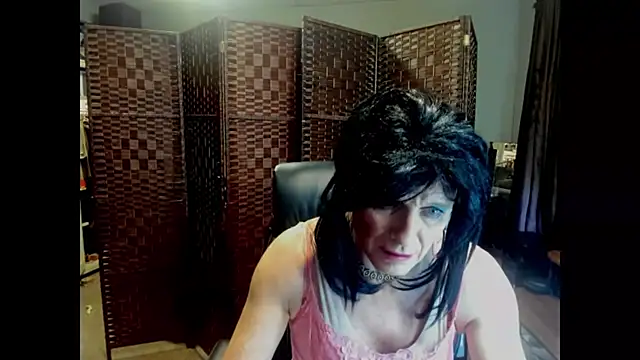 CharlotteAshton online show from May 2026 01:37:01 PM