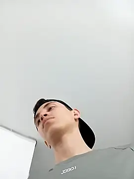 Snapshot of Norehg chatting on February 2025 03:06:02 AM Norehg online show from February 2025 03:06:02 AM