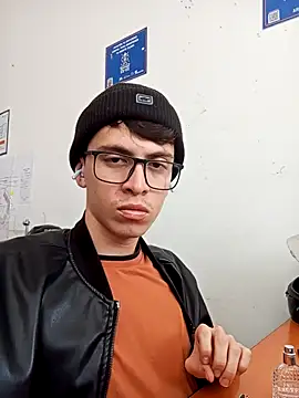 Snapshot of Norehg chatting on February 2025 03:45:02 AM Norehg online show from February 2025 03:45:02 AM