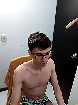 Snapshot of Norehg chatting on March 2025 10:53:01 PM Norehg online show from March 2025 10:53:01 PM