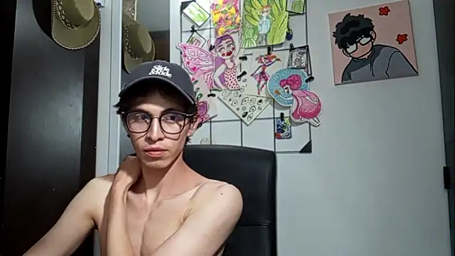 Snapshot of Norehg chatting on September 2025 08:05:02 AM Norehg online show from September 2025 08:05:02 AM