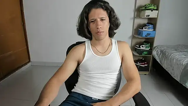 imtonny19 online show from January 2025 03:00:02 AM