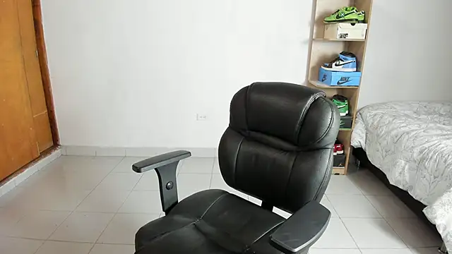 imtonny19 online show from January 2025 02:07:01 PM