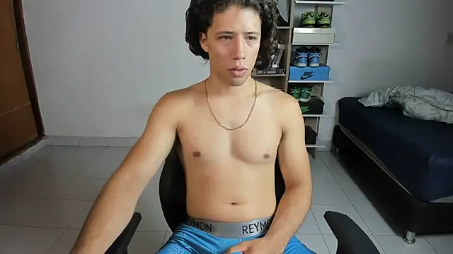 imtonny19 online show from November 2025 01:54:02 PM