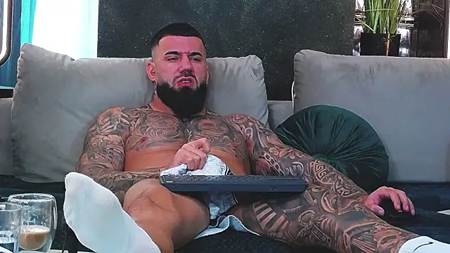 masterkingofmusclee online show from January 2025 09:19:02 AM