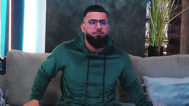 masterkingofmusclee online show from March 2025 01:20:01 PM