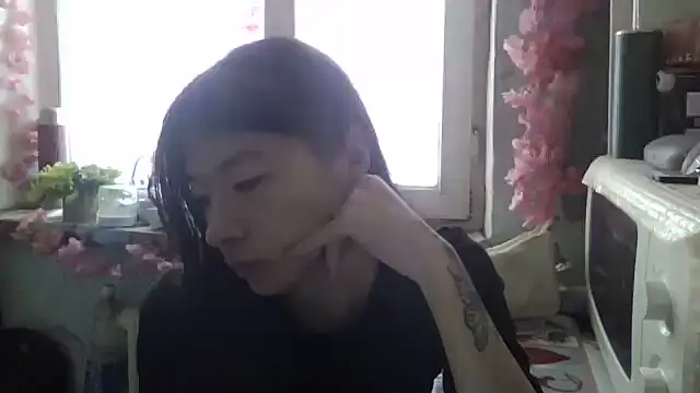 Snapshot of CarlyJoy chatting on December 2025 08:23:01 AM CarlyJoy online show from December 2025 08:23:01 AM