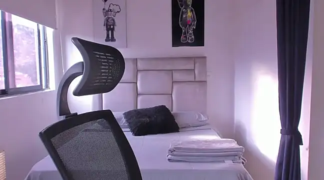 paul rogerr online show from March 2025 10:10:02 PM