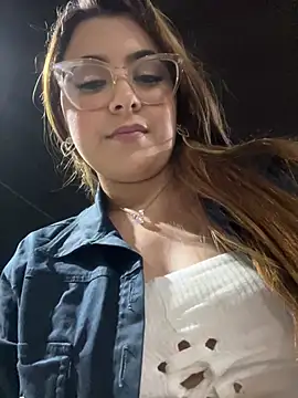 Snapshot of Natha_Fantasy chatting on December 2024 01:42:01 AM Natha Fantasy online show from December 2024 01:42:01 AM