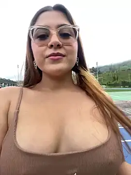 Snapshot of Natha_Fantasy chatting on January 2025 10:29:02 PM Natha Fantasy online show from January 2025 10:29:02 PM