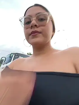 Snapshot of Natha_Fantasy chatting on February 2025 11:00:01 PM Natha Fantasy online show from February 2025 11:00:01 PM