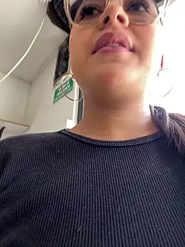 Snapshot of Natha_Fantasy chatting on March 2025 04:15:02 PM Natha Fantasy online show from March 2025 04:15:02 PM