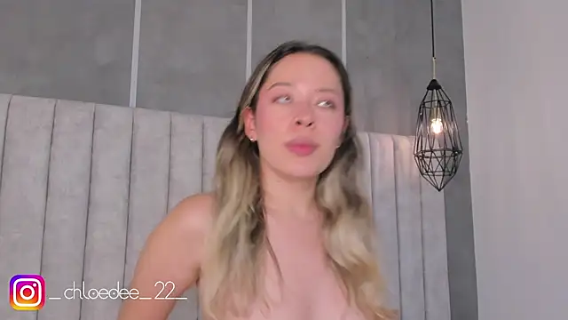 Snapshot of chloe_d chatting on January 2025 04:37:02 PM chloe d online show from January 2025 04:37:02 PM