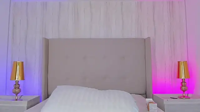 chloe d online show from June 2026 04:18:02 PM