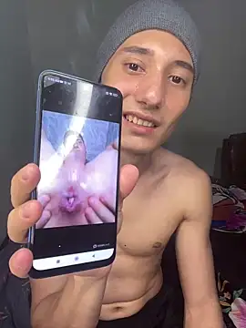 the littleangel1 online show from December 2024 06:52:01 AM