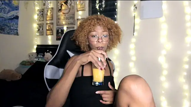 Snapshot of Cristal_Jonas@xh chatting on February 2025 02:47:01 AM Cristal Jonasxh online show from February 2025 02:47:01 AM