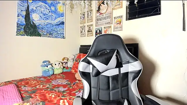 Snapshot of Cristal_Jonas@xh chatting on February 2025 03:45:01 AM Cristal Jonasxh online show from February 2025 03:45:01 AM