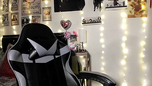 Snapshot of Cristal_Jonas@xh chatting on September 2025 05:44:01 AM Cristal Jonasxh online show from September 2025 05:44:01 AM