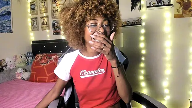 Snapshot of Cristal_Jonas@xh chatting on November 2025 04:34:02 AM Cristal Jonasxh online show from November 2025 04:34:02 AM