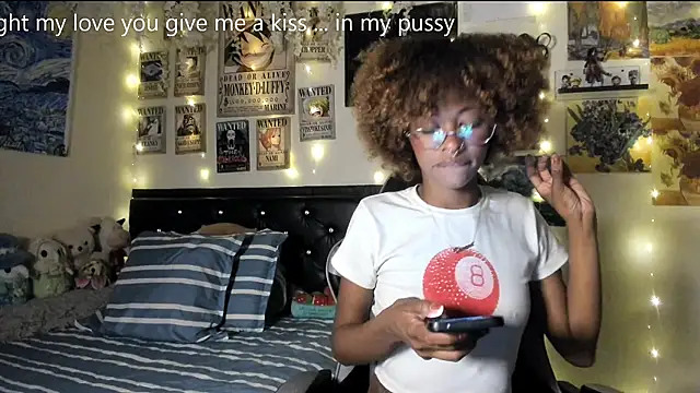 Snapshot of Cristal_Jonas@xh chatting on December 2025 02:40:02 AM Cristal Jonasxh online show from December 2025 02:40:02 AM