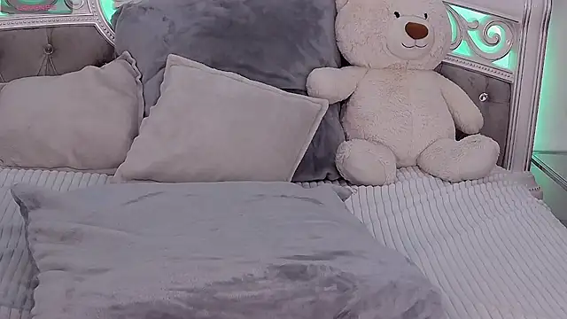 CrissyTaylor online show from October 2025 03:18:02 AM