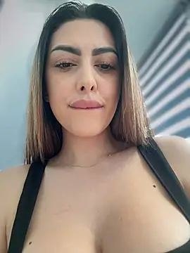 Flower Pow3r online show from March 2025 01:05:02 PM