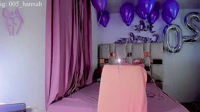 Hannahsmit online show from October 2025 04:29:02 AM