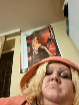 ducicsajsziii online show from March 2025 05:57:01 PM