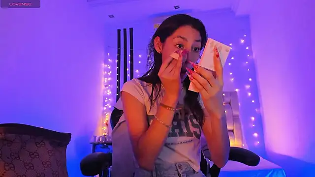 Snapshot of Gorgeous_Team chatting on February 2026 06:37:01 PM Gorgeous Team online show from February 2026 06:37:01 PM