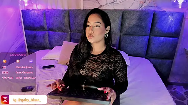 Gaby Blaze online show from December 2024 09:05:02 PM