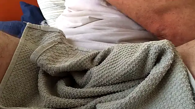 Snapshot of Ivanxx712 chatting on January 2025 08:01:01 PM Ivanxx712 online show from January 2025 08:01:01 PM