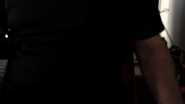 Snapshot of Ivanxx712 chatting on January 2025 11:32:02 PM Ivanxx712 online show from January 2025 11:32:02 PM