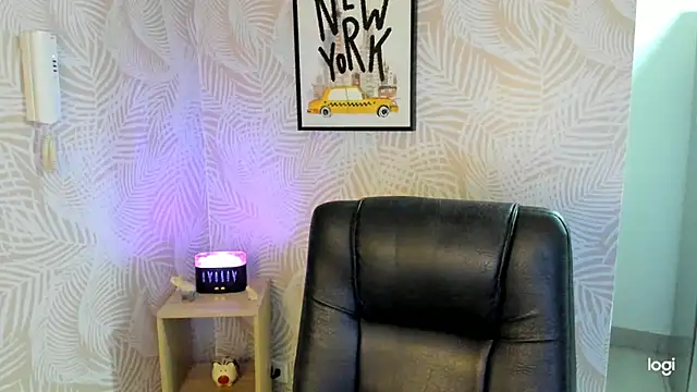 Snapshot of sexyyykloee chatting on January 2025 07:11:02 AM sexyyykloee online show from January 2025 07:11:02 AM