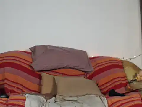 Snapshot of Karendolly__8 chatting on December 2024 02:33:02 AM Karendolly 8 online show from December 2024 02:33:02 AM