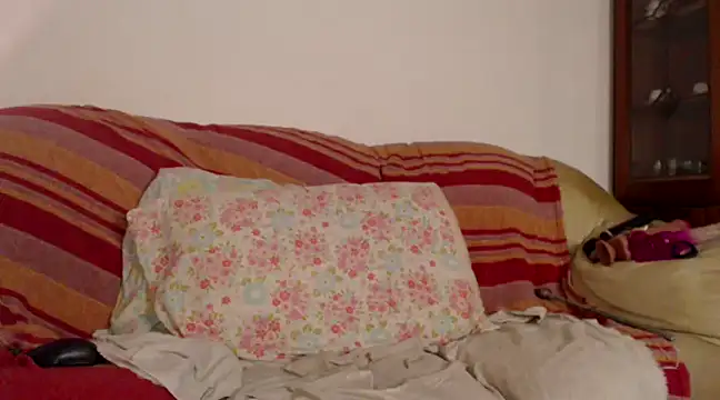 Snapshot of Karendolly__8 chatting on March 2025 01:39:01 AM Karendolly 8 online show from March 2025 01:39:01 AM