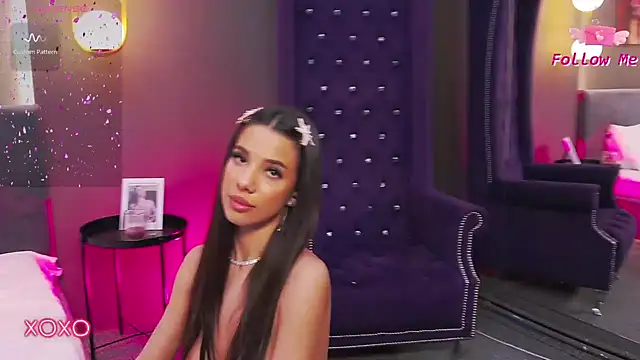 Snapshot of LaraKent chatting on February 2025 02:49:02 AM LaraKent online show from February 2025 02:49:02 AM