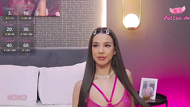 Snapshot of LaraKent chatting on February 2025 08:53:02 PM LaraKent online show from February 2025 08:53:02 PM