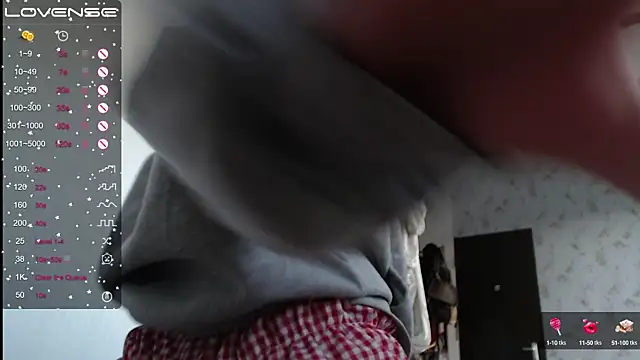 Snapshot of RubyLynxx chatting on October 2025 02:04:01 PM RubyLynxx online show from October 2025 02:04:01 PM