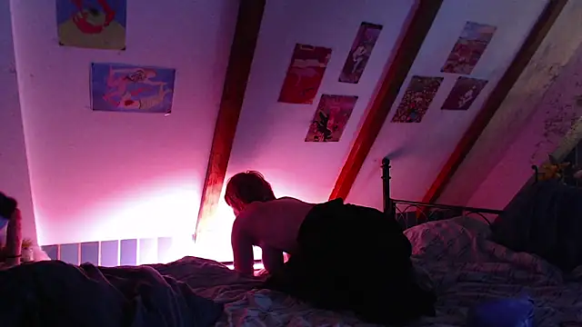 Snapshot of RubyLynxx chatting on April 2026 02:00:02 PM RubyLynxx online show from April 2026 02:00:02 PM