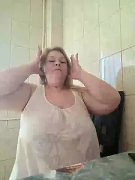 Snapshot of AriannaMilf chatting on January 2025 11:43:01 AM AriannaMilf online show from January 2025 11:43:01 AM