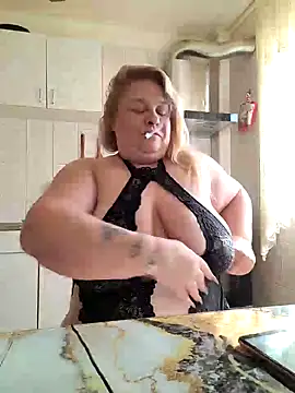 Snapshot of AriannaMilf chatting on September 2025 07:36:01 AM AriannaMilf online show from September 2025 07:36:01 AM