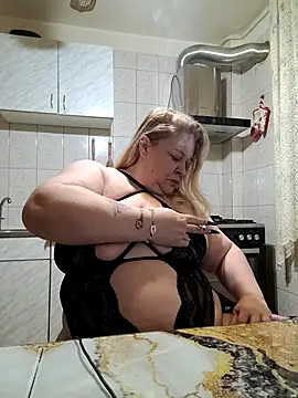 Snapshot of AriannaMilf chatting on November 2025 07:16:02 PM AriannaMilf online show from November 2025 07:16:02 PM