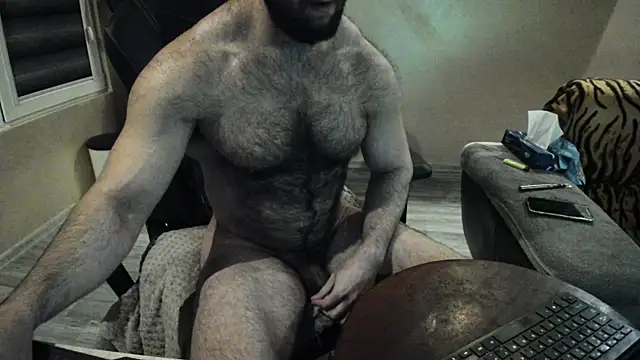 Snapshot of Hugealphabeast chatting on December 2024 03:17:02 PM Hugealphabeast online show from December 2024 03:17:02 PM