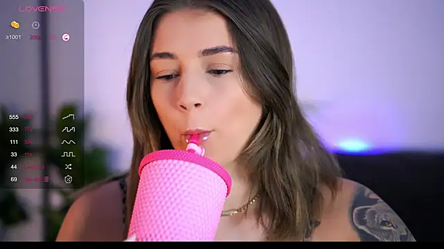 AishaCarter online show from September 2025 06:41:02 PM