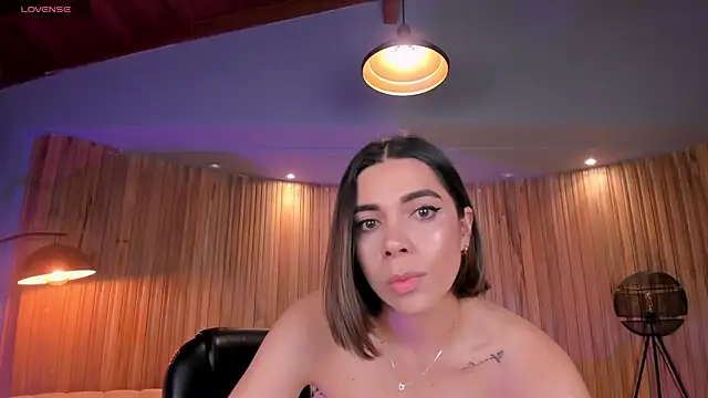 AmyWalker  online show from February 2025 10:15:02 AM