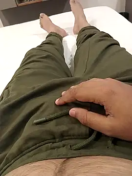 desiboy154 online show from April 2026 06:32:01 PM